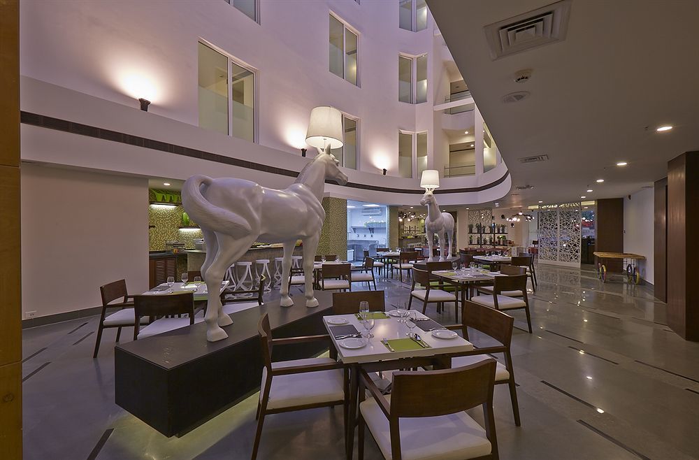K10 Hotel 바도다라 외부 사진