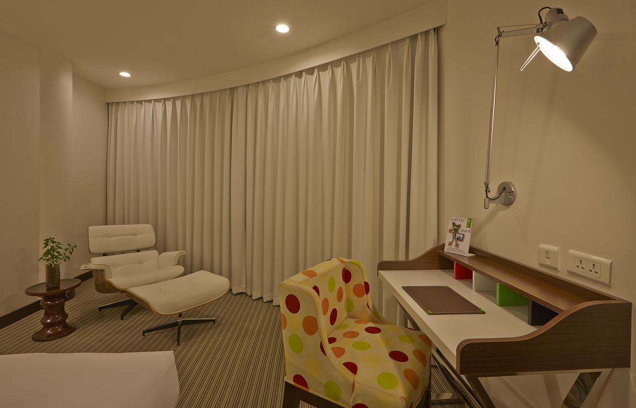 K10 Hotel 바도다라 외부 사진