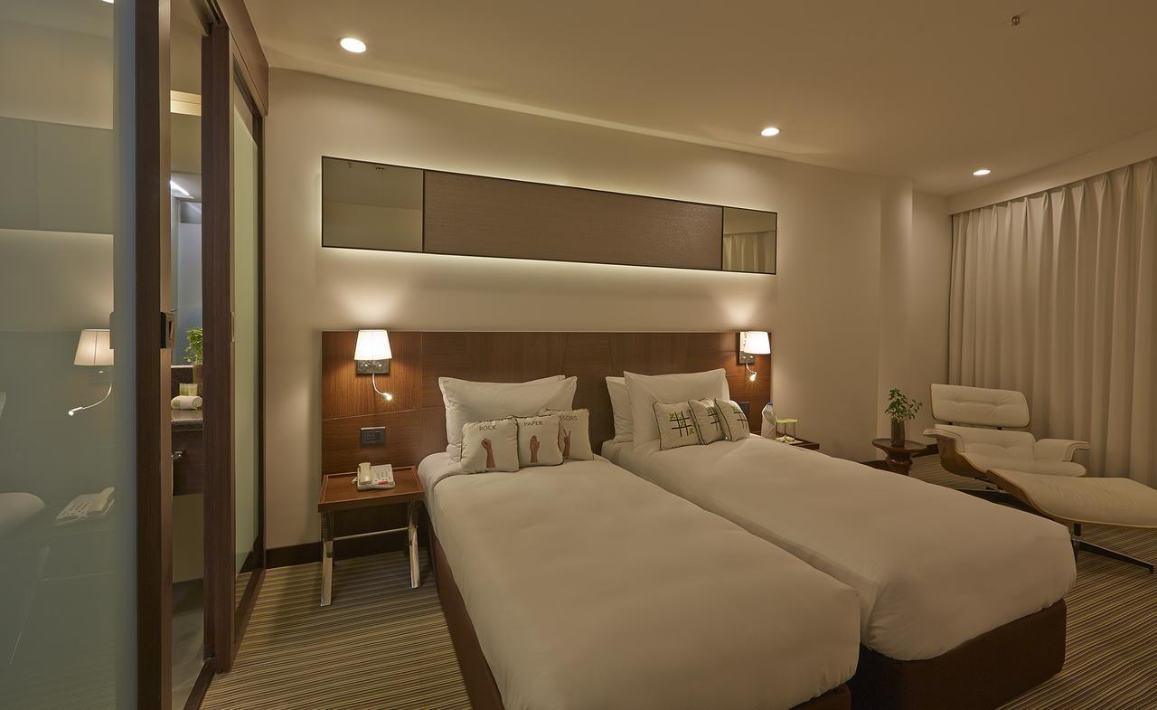 K10 Hotel 바도다라 외부 사진